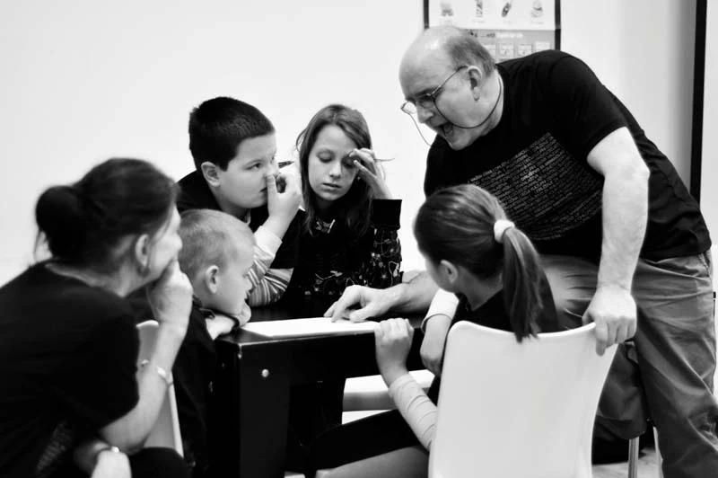 PRED VAŠIM OČIMA – fotografija 10